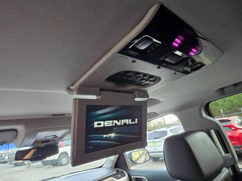 2017 GMC Yukon Denali