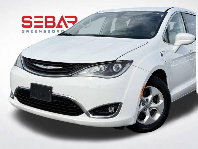 2018 Chrysler Pacifica Hybrid Touring Plus