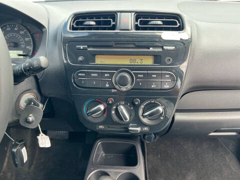 2017 Mitsubishi Mirage ES