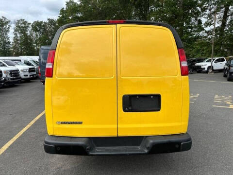 2021 Chevrolet Express 2500