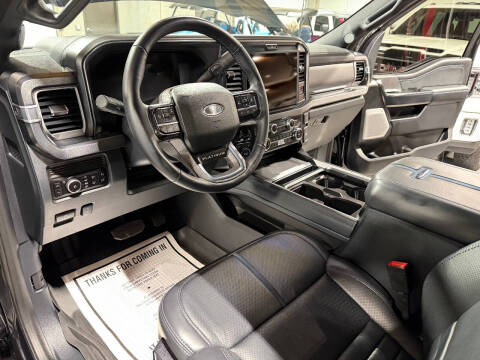 2025 Ford F-450 Super Duty Platinum