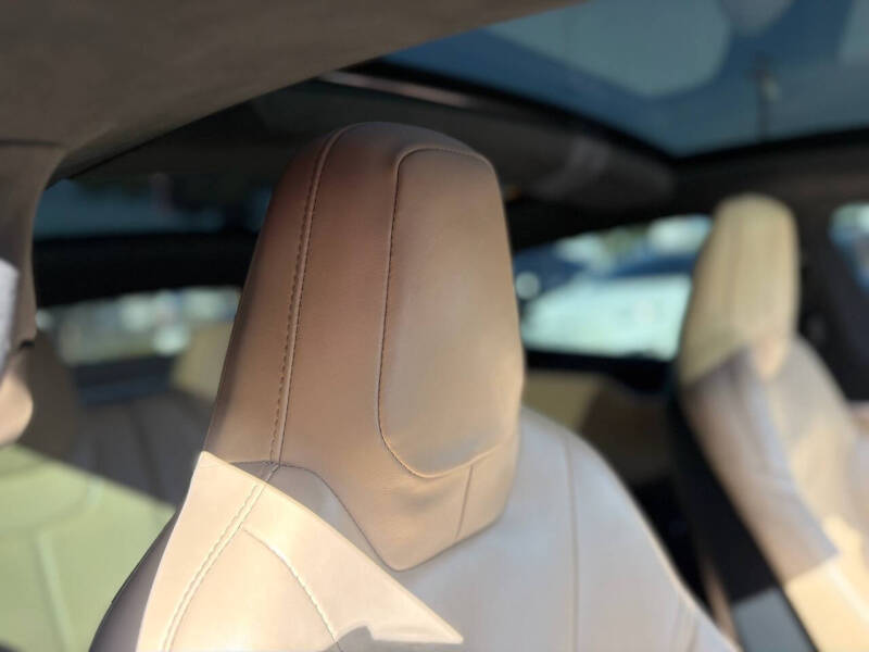 2016 Tesla Model S 75D
