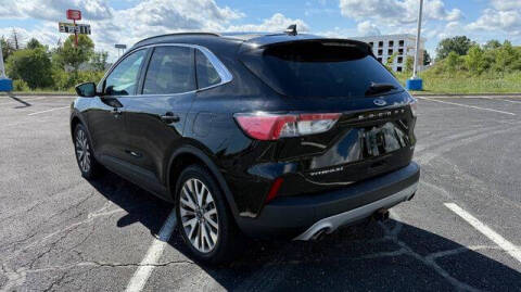 2021 Ford Escape Titanium