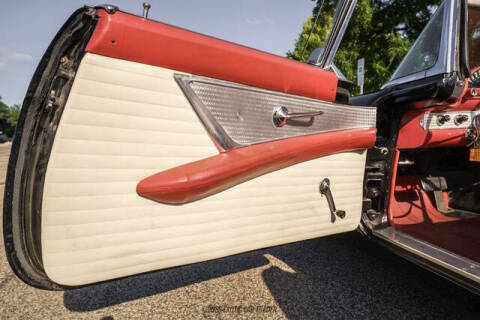 1956 Ford Thunderbird