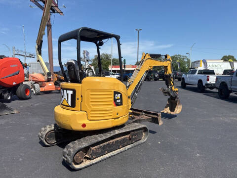 2017 Caterpillar 303E CR