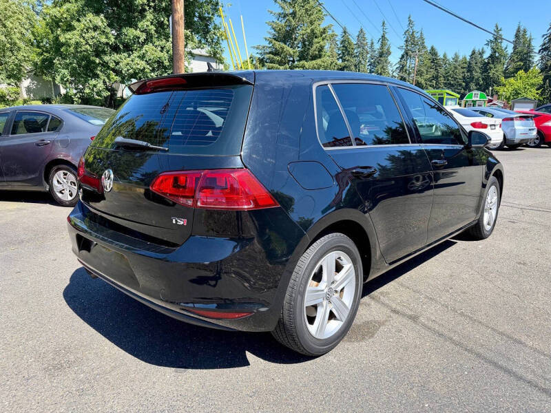 2017 Volkswagen Golf TSI S