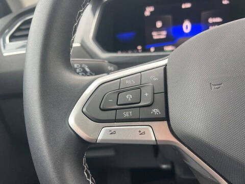 2023 Volkswagen Tiguan SE