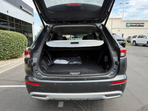 2024 Mitsubishi Outlander Plug-in Hybrid SE - Photo 26