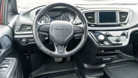 2020 Chrysler Pacifica Touring