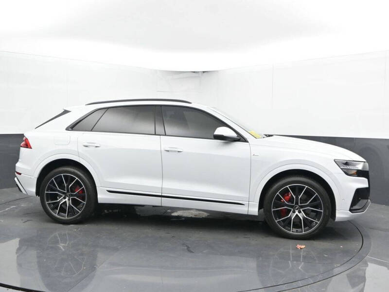 2022 Audi Q8 quattro Premium Plus 55 TFSI