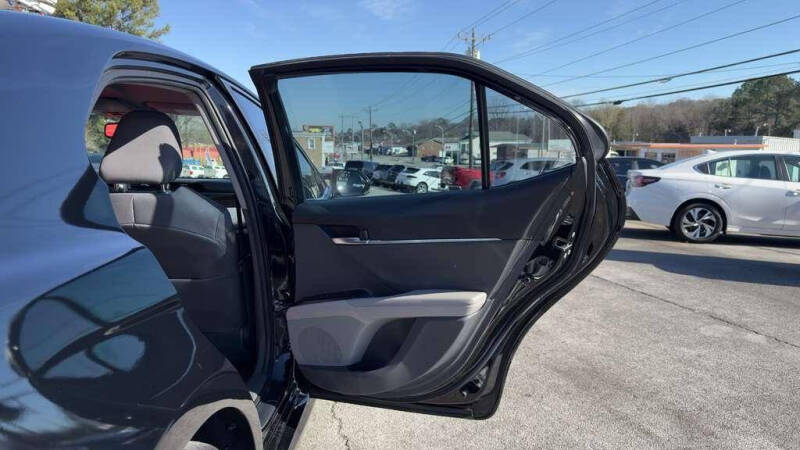 2020 Toyota Camry LE