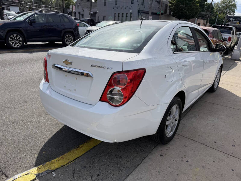 2014 Chevrolet Sonic LT Auto