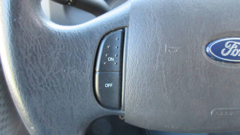 2013 Ford E-Series E-350 SD