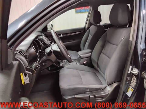 2011 Kia Sorento LX