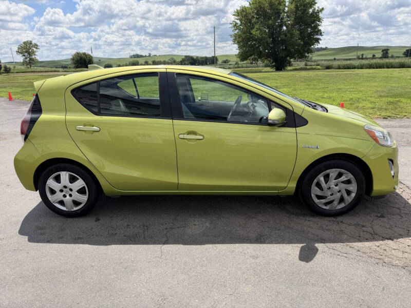 2015 Toyota Prius c One