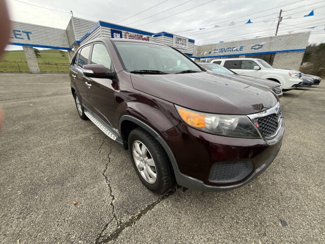 2013 Kia Sorento LX photo 2