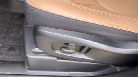 2025 Land Rover Defender 110 P400 X