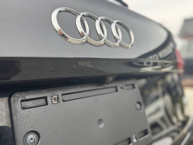 2018 Audi Q5 2.0T quattro Premium Plus