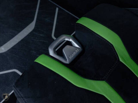 2024 Lamborghini Huracan STO