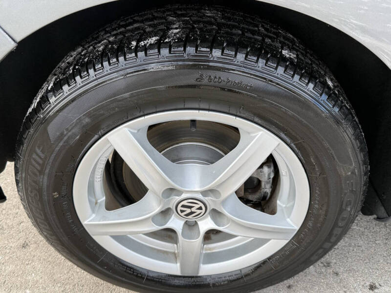 2014 Volkswagen Golf 2.5L PZEV