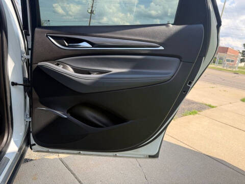 2024 Buick Enclave Essence