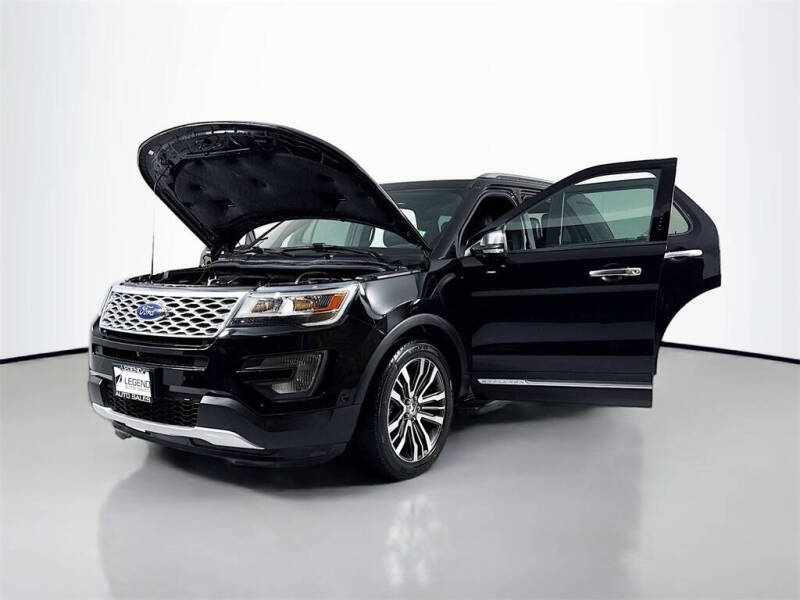 2017 Ford Explorer Platinum