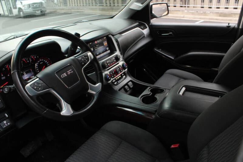 2015 GMC Yukon XL SLE