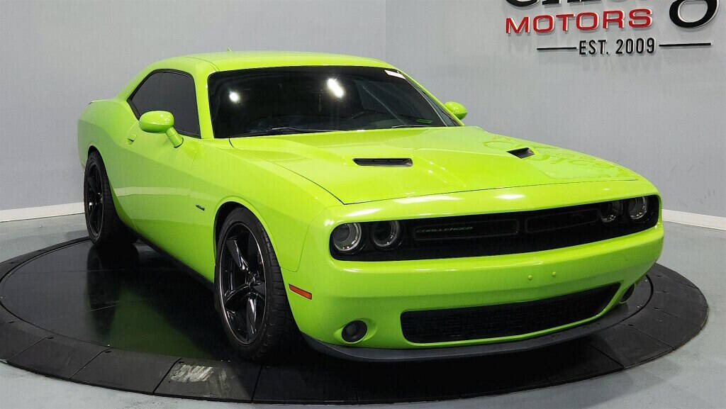 Green 2015 Dodge Challenger R/T R/T 2dr Coupe 2
