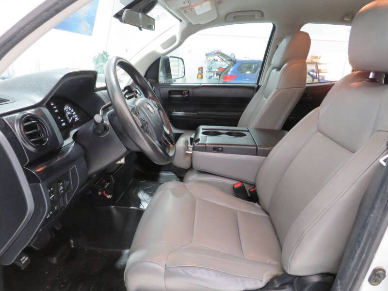 2019 Toyota Tundra SR