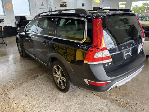 2015 Volvo XC70 T6