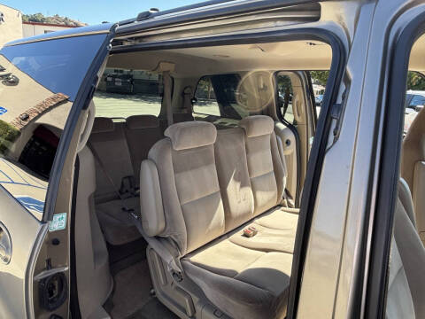 2004 Ford Freestar SES