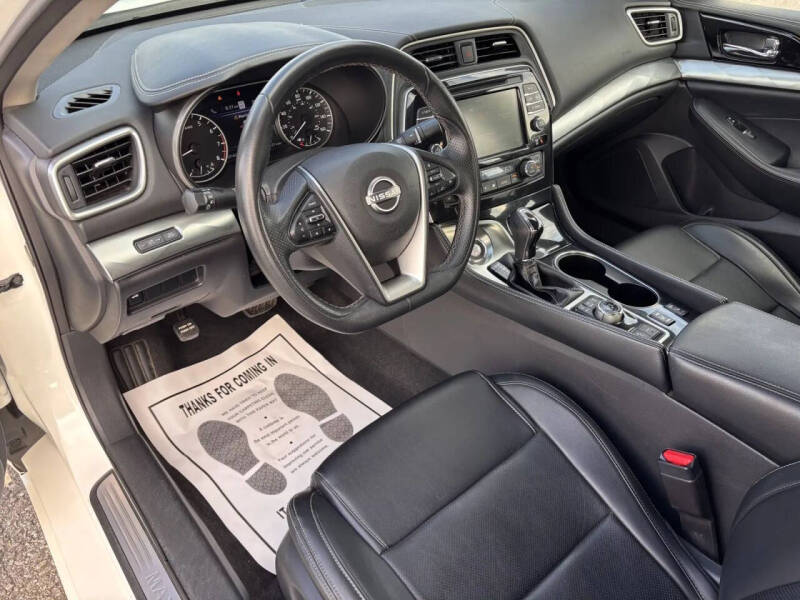 2023 Nissan Maxima 3.5 SV