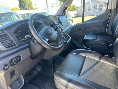 2023 Ford Transit 250