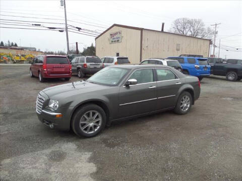 2009 Chrysler 300 for sale at Terrys Auto Sales in Somerset PA