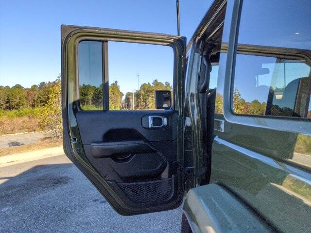 2024 Jeep Wrangler Sahara 4xe