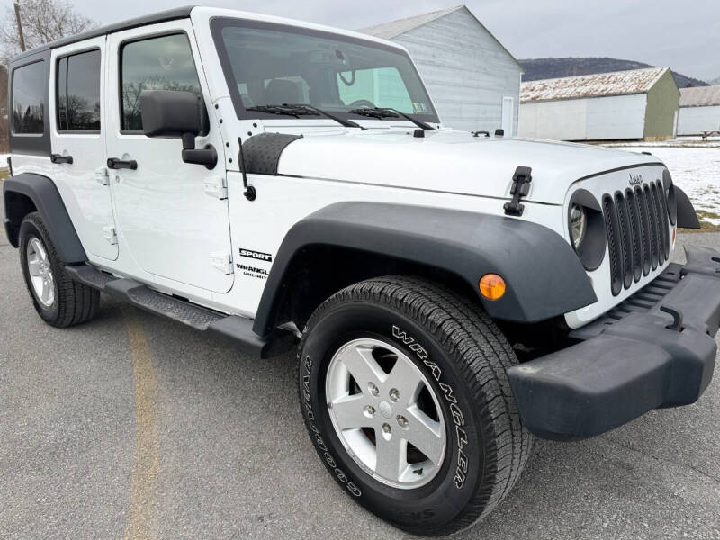 2013 Jeep Wrangler Unlimited Sport's photo