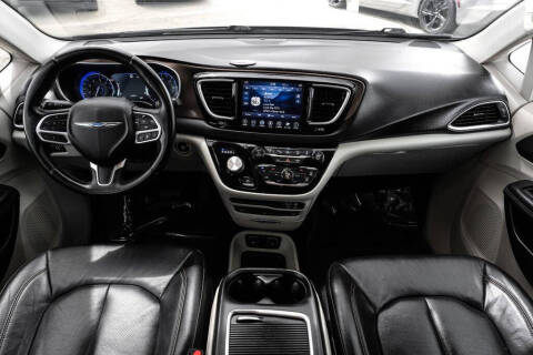 2018 Chrysler Pacifica Touring L Plus