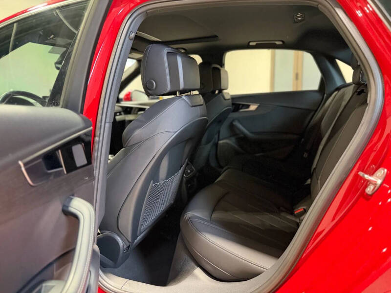 2022 Audi A4 quattro S line Prem Plus 45 TFSI