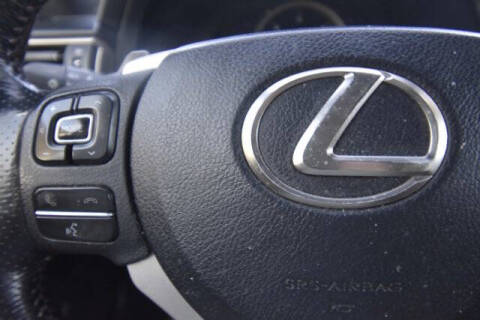 2017 Lexus IS 200t