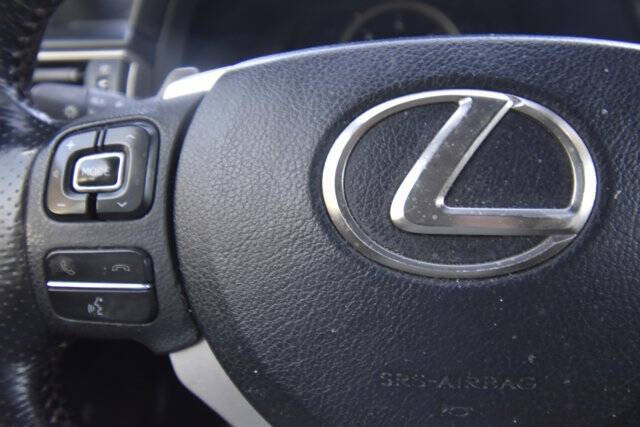 2017 Lexus IS 200t