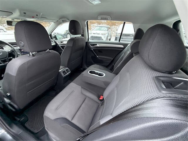 2017 Volkswagen Golf