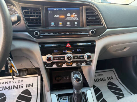 2020 Hyundai Elantra