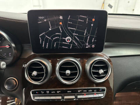 2017 Mercedes-Benz GLC GLC 300