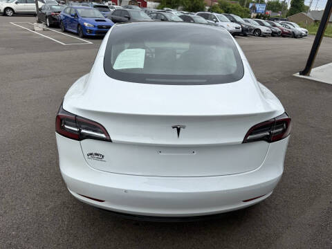 2021 Tesla Model 3 Standard Range Plus