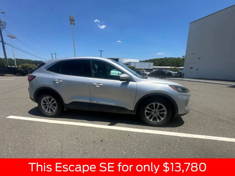 2020 Ford Escape SE