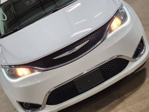 2018 Chrysler Pacifica Touring Plus