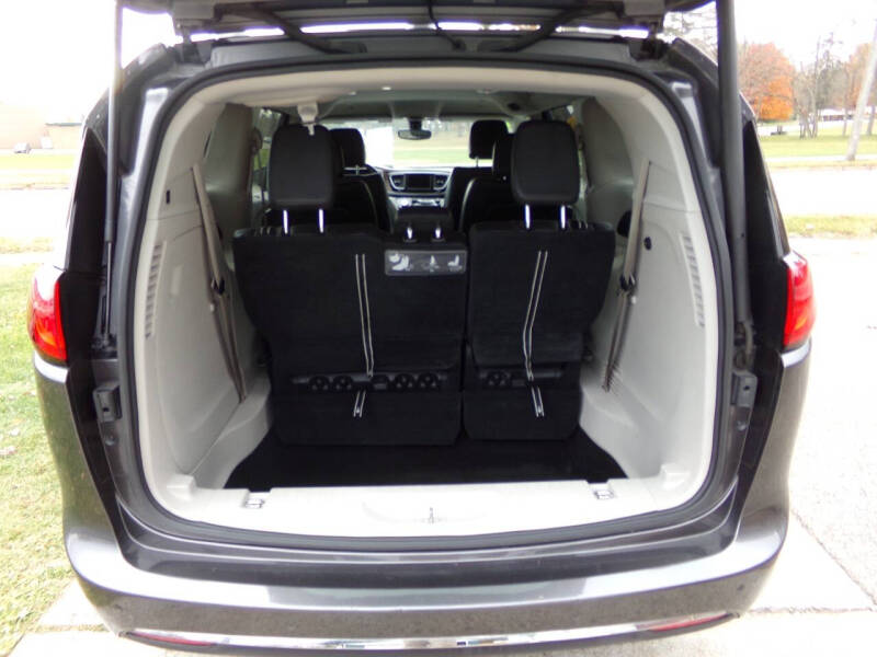 2018 Chrysler Pacifica Touring L