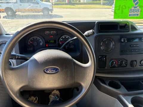 2013 Ford E-Series