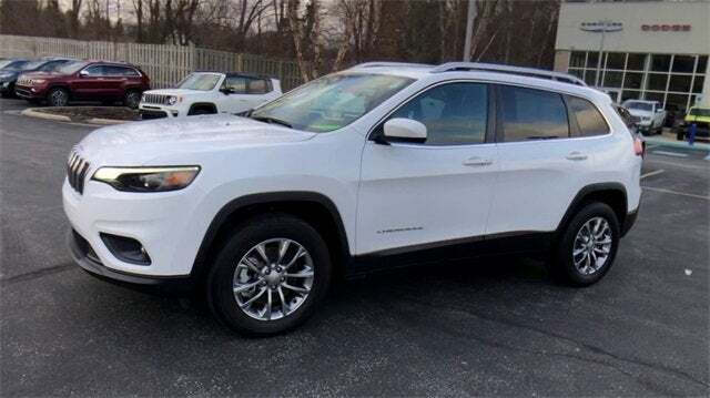 Used 2021 Jeep Cherokee Latitude Lux with VIN 1C4PJMMX3MD149558 for sale in North Olmsted, OH