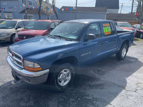 2002 Dodge Dakota for sale at American Dream Motors in Everett WA